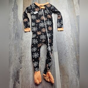HALLOWEEN Burt's Bees Zippy Footie Size 18 Months Black With Spider Webs